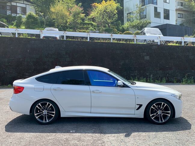 【コーティング5年保証】当店のコーティングは5年間保証です。ワックスの必要がありません。5年間の施工証明書付きです。