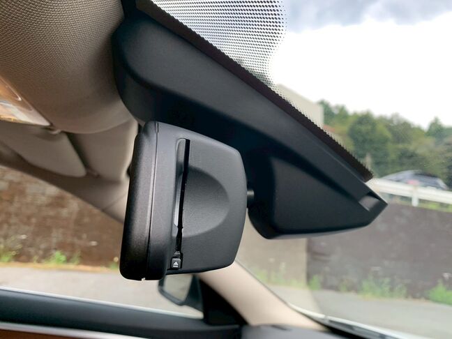 【お車探し】お客様のご要望に応じて、仕入れのプロがお客様と一緒にご希望のお車をお探しさせて頂くサービスをご提供しています。ご遠慮なくお申し出ください。