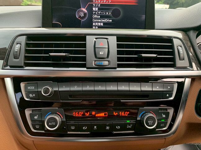 【点検整備】当社の点検整備は消耗品やオイル交換もしています。
点検箇所の写真やコンピューター診断の結果は全て写真を撮って保存してあります。ご安心ください。