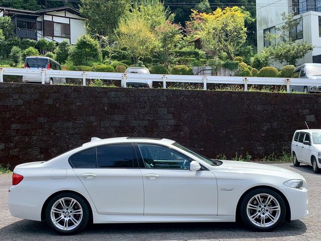 【友達追加の方法①】LINEで「@391tycna」を検索して友達追加できます。