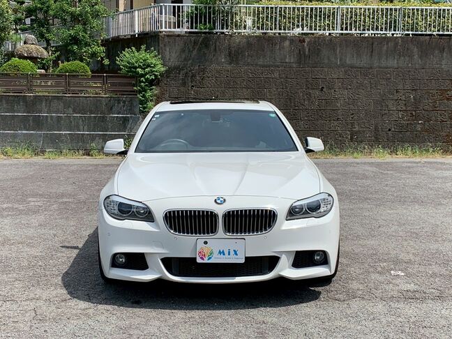 【点検整備】当社の点検整備は消耗品やオイル交換もしています。
点検箇所の写真やコンピューター診断の結果は全て写真を撮って保存してあります。ご安心ください。