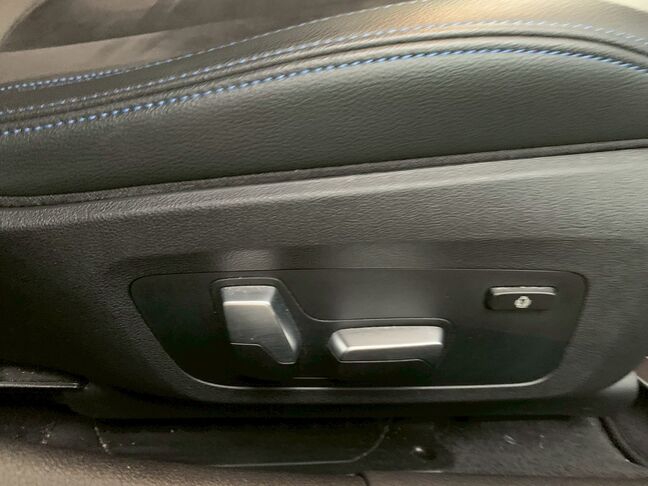 LINEをご利用でないお客様は mixllc.line@gmail.com にご連絡ください。メールでご案内を差し上げます。