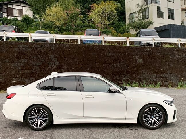 【ご案内】当店の近くの小田原で美味しいお魚料理を食べられます。箱根湯本も近くにあり、日帰り温泉も楽しめます。ご来店のお帰りに是非お立ち寄りください。