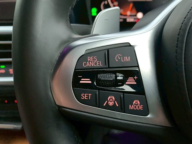 【点検整備】当社の点検整備は消耗品やオイル交換もしています。
点検箇所の写真やコンピューター診断の結果は全て写真を撮って保存してあります。ご安心ください。