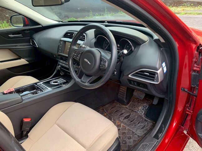 友達登録が終わりますと、ご案内のメッセージが流れます。メッセージに従いご返信をお願いします。