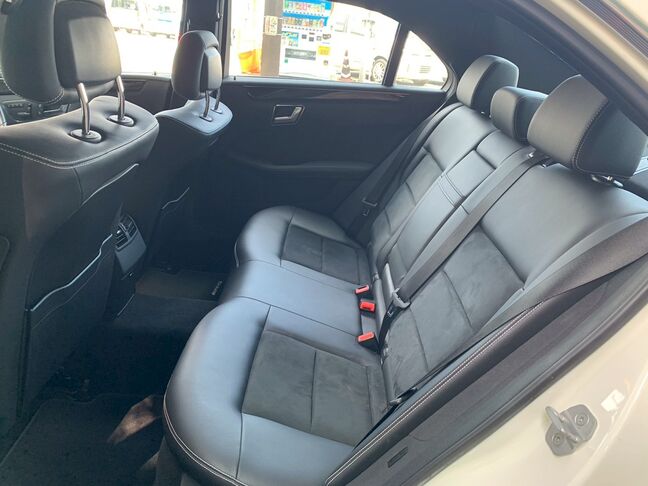 【友達追加の方法①】LINEで「@391tycna」を検索して友達追加できます。