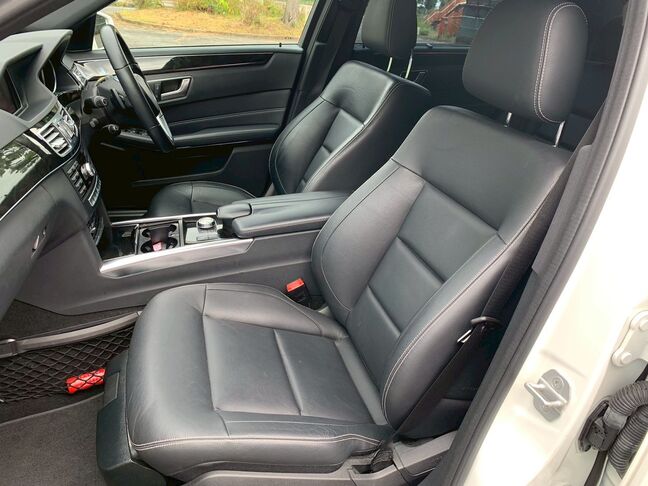 【友達追加の方法②】車両画像の2枚目のQRコードをLINEで読み込んで友達追加できます。