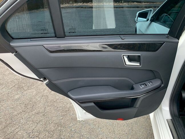 LINEをご利用でないお客様は mixllc.line@gmail.com にご連絡ください。メールでご案内を差し上げます。