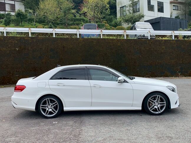 【廃車の無料引取り】当社は他社で購入された場合でも走行不能車や廃車の無料引き取り大歓迎です。「LINEでお問い合わせ」から車検証・車両の写真とご希望金額をお送りください