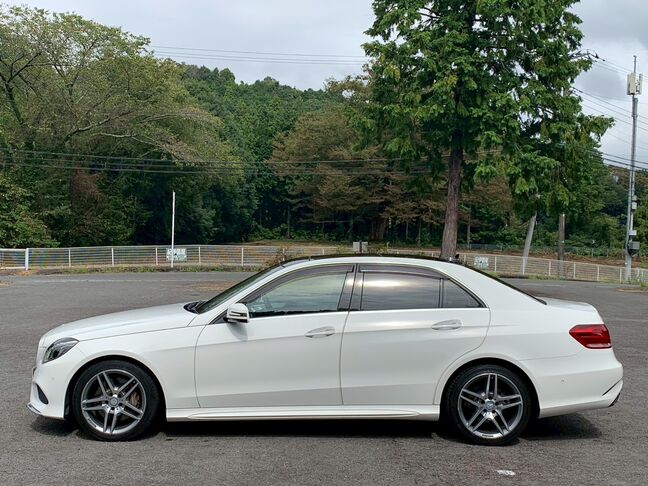 【全国へ納車可能】遠方の方でもご購入頂けるように陸送輸送を安価なお値段で承っています。【返品保証有り】ご遠方のお客様には一週間の返品保証付きです。