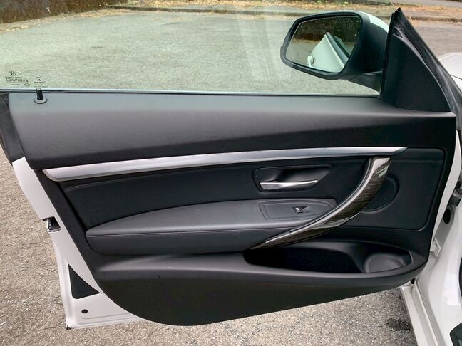 ご返信頂くと、当社の自社ローンの特徴について、詳しくご案内させて頂きますので、まずは公式LINEの友達登録をお願いします