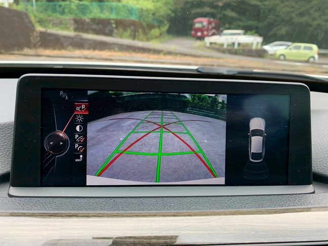【点検整備】当社の点検整備は消耗品やオイル交換もしています。
点検箇所の写真やコンピューター診断の結果は全て写真を撮って保存してあります。ご安心ください。