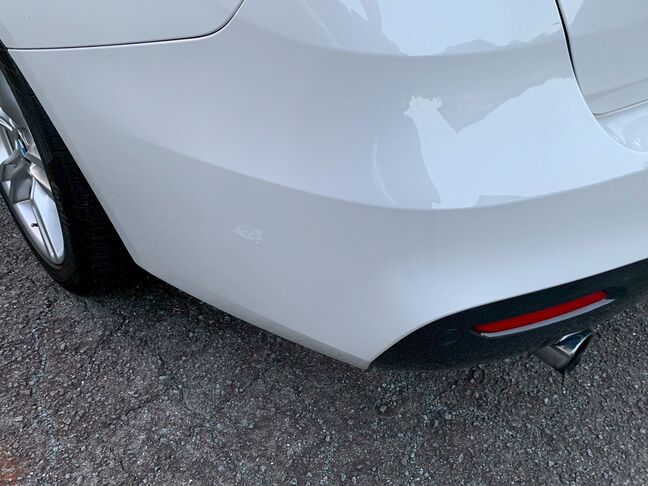 【友達追加の方法②】車両画像の2枚目のQRコードをLINEで読み込んで友達追加できます