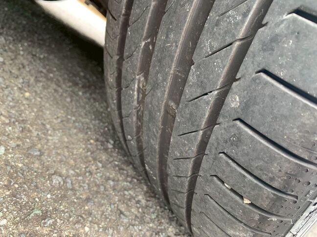 【廃車の無料引取り】当社は他社で購入された場合でも走行不能車や廃車の無料引き取り大歓迎です。「LINEでお問い合わせ」から車検証・車両の写真とご希望金額をお送りください