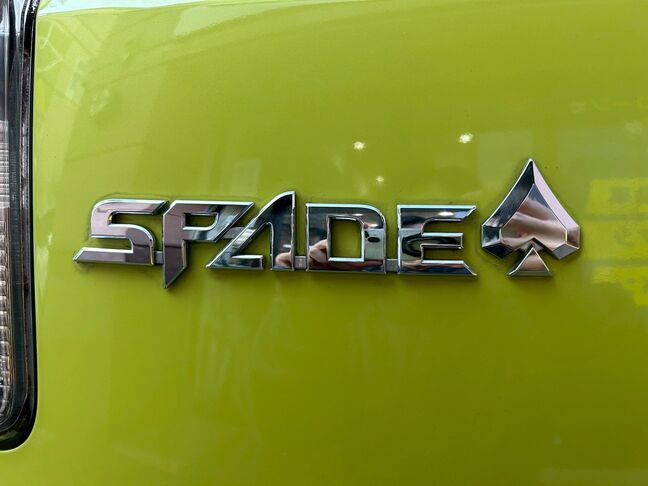 オシャレなスペイドのロゴになっています