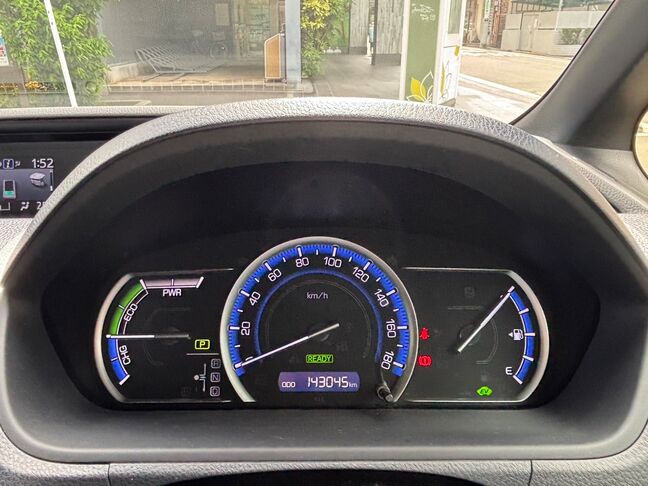 黒基調で統一されているシンプルでかっこいいインパネ回り！