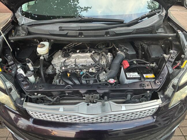 隅々まで整然として清潔！大切に扱われてきた証拠です。【ヴォクシー】