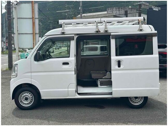 現車確認歓迎★予めご連絡いただければお車を準備してお出迎えいたします。ぜひご連絡ください。
054-395-7540