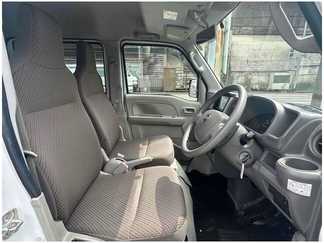 現車確認歓迎★予めご連絡いただければお車を準備してお出迎えいたします。ぜひご連絡ください。
054-395-7540