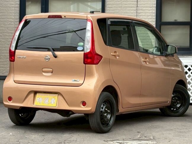 当店では、お急ぎのお客様に無料でレンタカーをお貸出ししております。ご契約後、即日引渡しOKです。