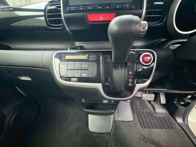 経済的な格安カーは不況の世の中の救世主です。