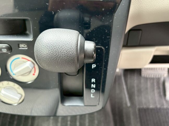 当店では、お急ぎのお客様に無料でレンタカーをお貸出ししております。ご契約後、即日引渡しOKです。