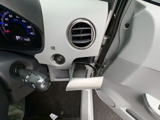 当店では、お急ぎのお客様に無料でレンタカーをお貸出ししております。ご契約後、即日引渡しOKです。