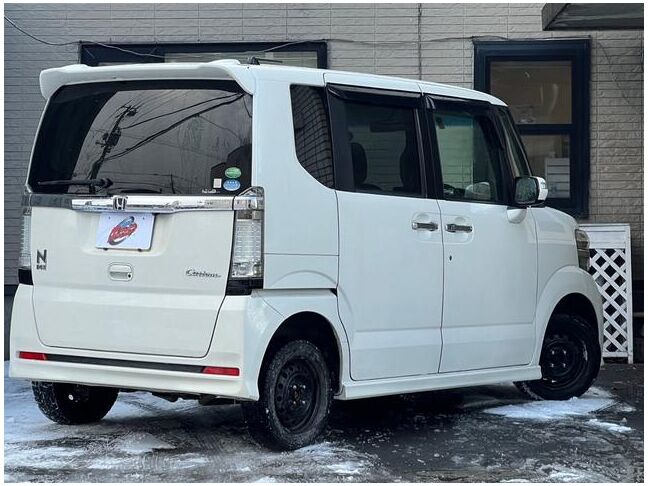 当店では、お急ぎのお客様に無料でレンタカーをお貸出ししております。ご契約後、即日引渡しOKです。