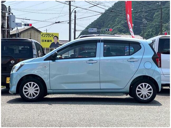 すぐにご来店頂けない場合や遠方にお住まいの方、車両状態の詳細が知りたい方はお気軽にご連絡下さい♪