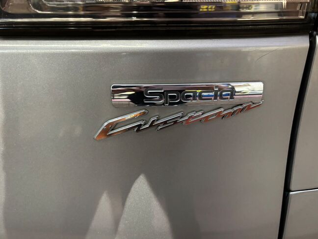 かっこいいバッジ付きです！【スペーシアカスタム】