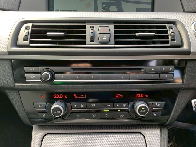 【全国へ納車可能】遠方の方でもご購入頂けるように陸送輸送を安価なお値段で承っています。【返品保証有り】ご遠方のお客様には一週間の返品保証付きです。