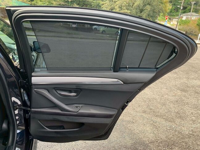 【友達追加の方法②】車両画像の2枚目のQRコードをLINEで読み込んで友達追加できます。