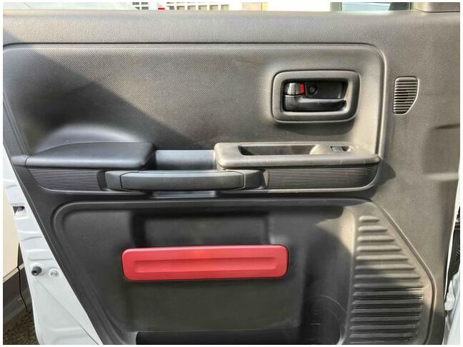 当店のお車をご覧いただきましてありがとうございます。お車についてのご質問やお見積りのご依頼、ご購入にあたってのご相談などお気軽にお問い合わせ下さい！