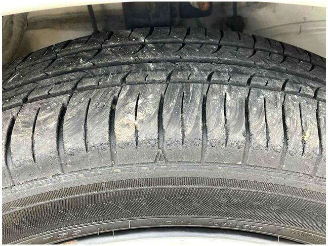 当店のお車をご覧いただきましてありがとうございます。お車についてのご質問やお見積りのご依頼、ご購入にあたってのご相談などお気軽にお問い合わせ下さい！