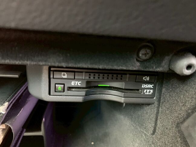 【友達追加の方法①】LINEで「@391tycna」を検索して友達追加できます。