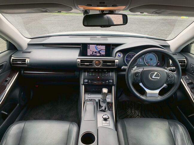 【仮審査】公式LINEにご登録いただきましたら、仮審査の資料をお送りいたします。まずは、LINE ID　@391tycnaを友達追加してください。