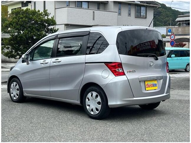 当店のお車をご覧いただきましてありがとうございます。お車についてのご質問やお見積りのご依頼、ご購入にあたってのご相談などお気軽にお問い合わせ下さい！