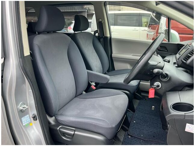 すぐにご来店頂けない場合や遠方にお住まいの方、車両状態の詳細が知りたい方はお気軽にご連絡下さい♪