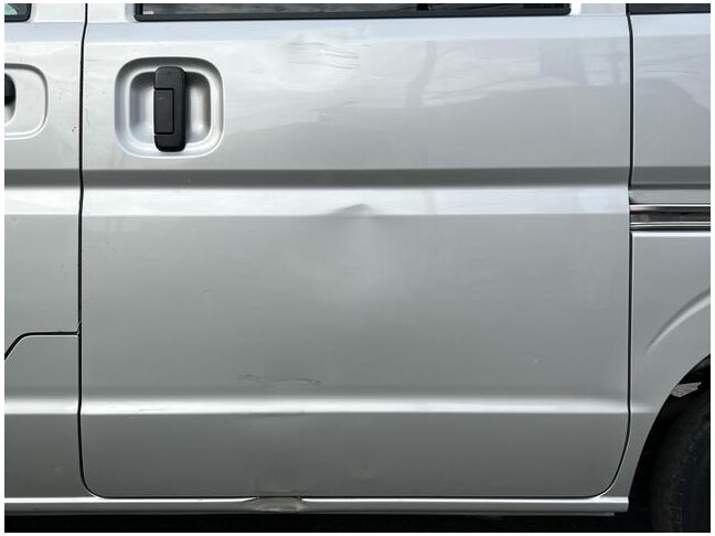 当店のお車をご覧いただきましてありがとうございます。お車についてのご質問やお見積りのご依頼、ご購入にあたってのご相談などお気軽にお問い合わせ下さい！