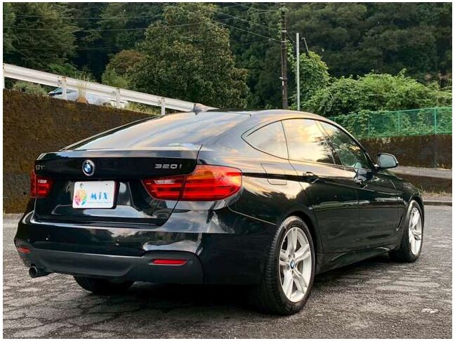 【応援】当店は、車が必要なのに様々な理由からオートローンの審査に通らず、購入できない方を応援しています。お気軽に仮審査をお申し込みください。