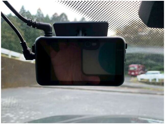 【友達追加の方法①】LINEで「@391tycna」を検索して友達追加できます。