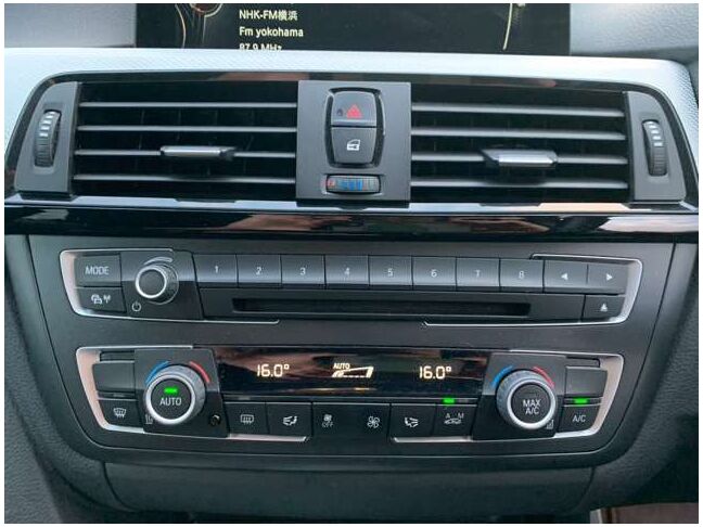 【友達追加の方法②】車両画像の2枚目のQRコードをLINEで読み込んで友達追加できます。