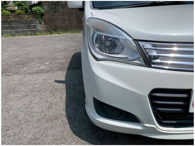 【友達追加の方法(3)】https://lin.ee/TgUMhNrを読み込んで友達追加できます。