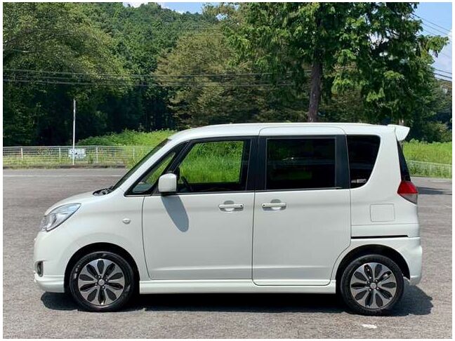 【コーティング5年保証】当店のコーティングは5年間保証です。ワックスの必要がありません。5年間の施工証明書付きです。