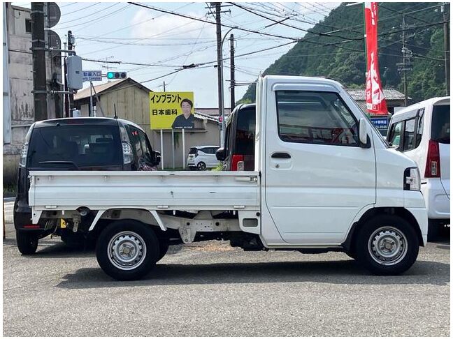 すぐにご来店頂けない場合や遠方にお住まいの方、車両状態の詳細が知りたい方はお気軽にご連絡下さい♪