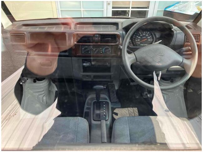 すぐにご来店頂けない場合や遠方にお住まいの方、車両状態の詳細が知りたい方はお気軽にご連絡下さい♪