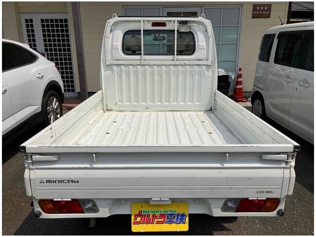 すぐにご来店頂けない場合や遠方にお住まいの方、車両状態の詳細が知りたい方はお気軽にご連絡下さい♪