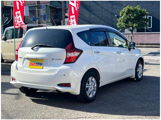 すぐにご来店頂けない場合や遠方にお住まいの方、車両状態の詳細が知りたい方はお気軽にご連絡下さい♪