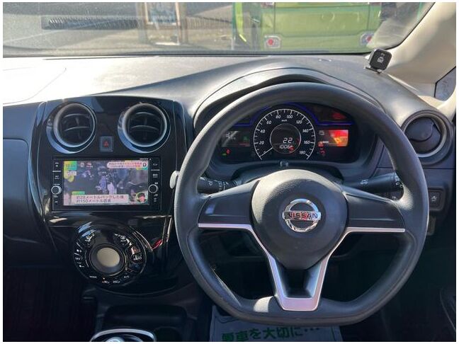 当店のお車をご覧いただきましてありがとうございます。お車についてのご質問やお見積りのご依頼、ご購入にあたってのご相談などお気軽にお問い合わせ下さい！