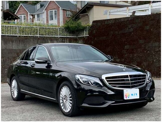 【お車探し】お客様のご要望に応じて、仕入れのプロがお客様と一緒にお車をお探しさせて頂くサービスを展開しております。